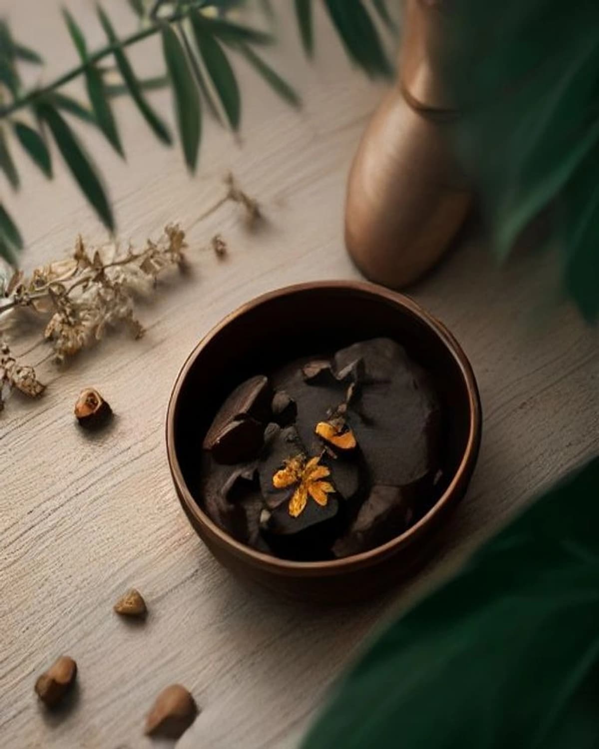 Midnight Oudh & Charcoal detail 3